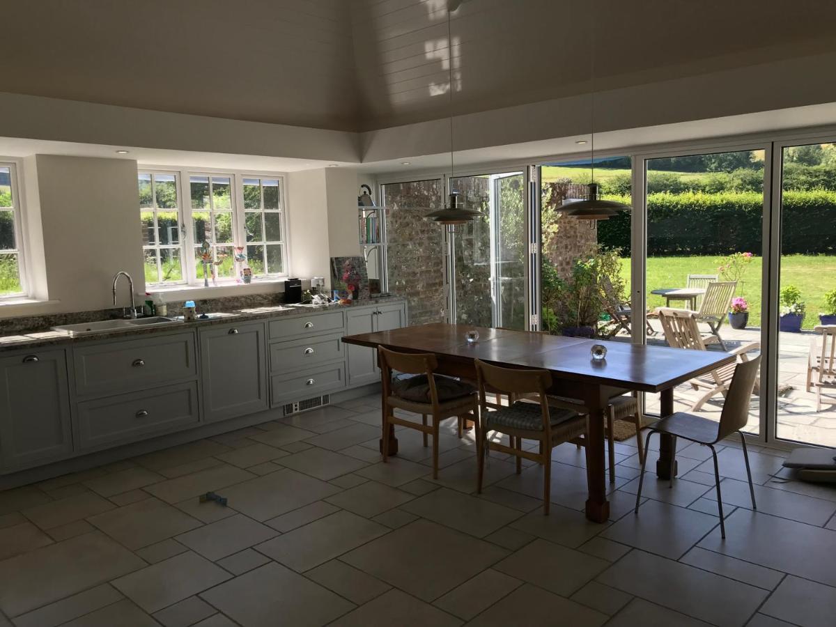 Charlton End - Goodwood Events Bed & Breakfast Chichester Eksteriør bilde